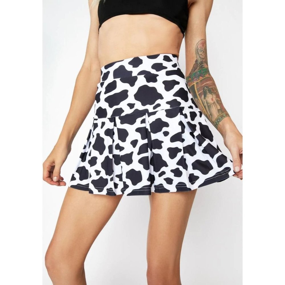 Outer Range Cow Pleated Skirt